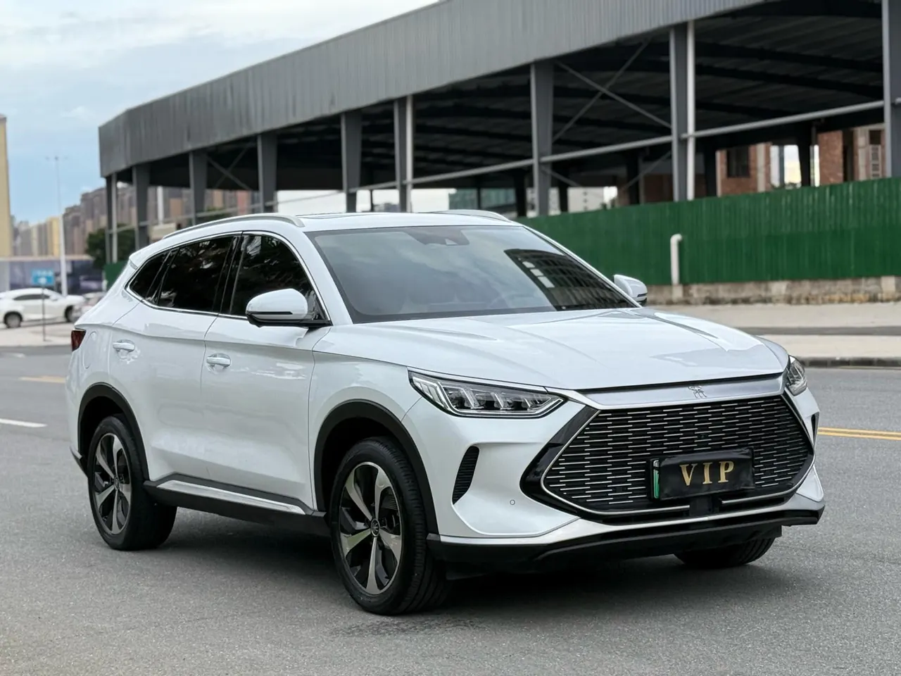 BYD Song PLUS New Energy 2021 Song PLUS DM-i 1.5 Stepless 51KM Honorable Automatic Gear 3