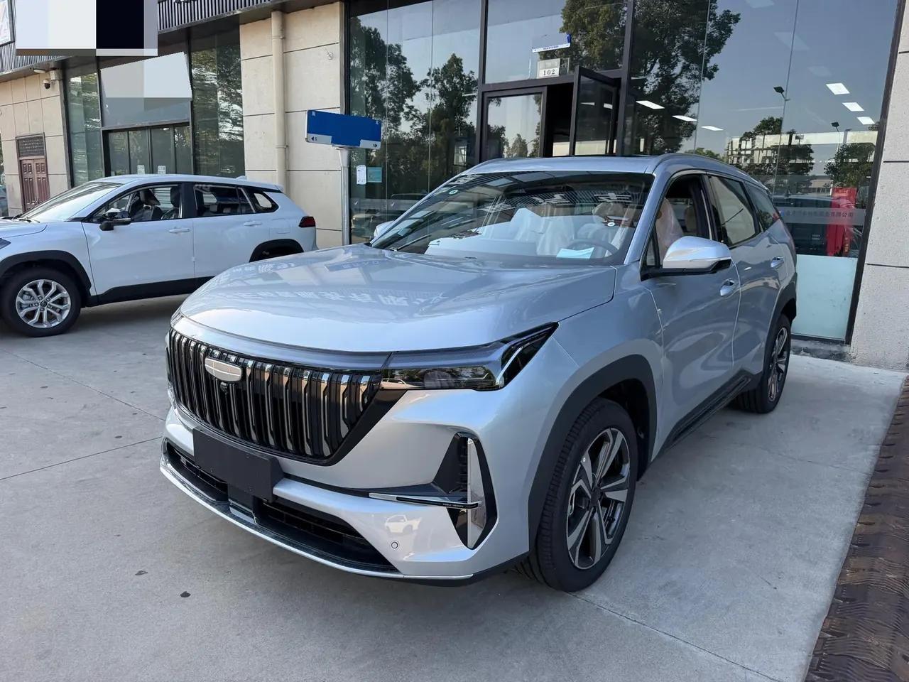 Geely 2025 Boyue L 1.5TD Shanhe Automatic Gear - View 1