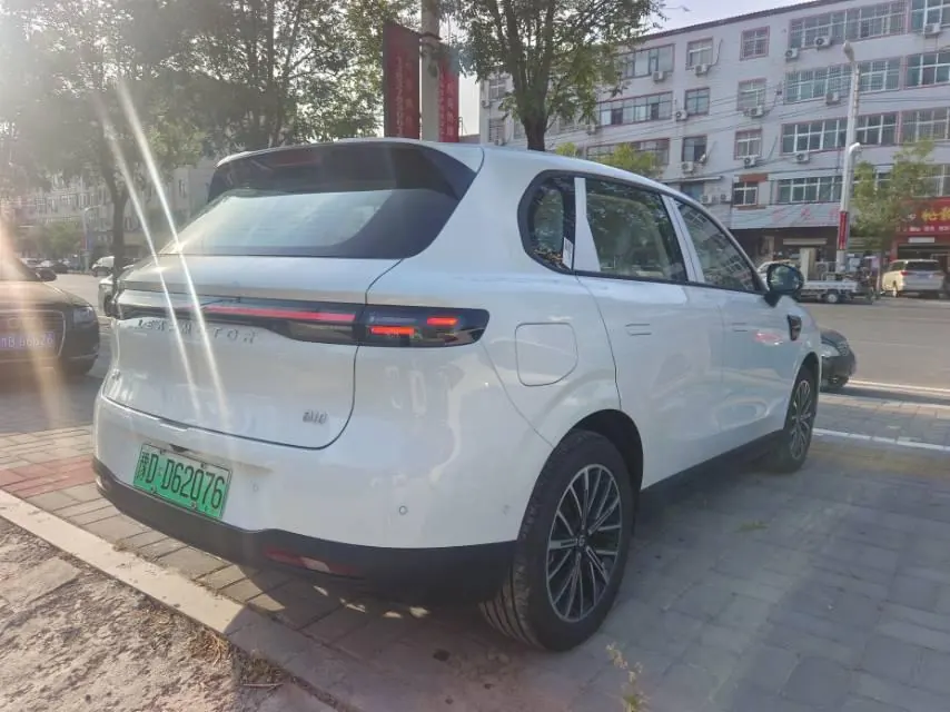 Leapmotor 2025 B 10 510 Enjoy Smart Driving Edition Automatic Gear 3