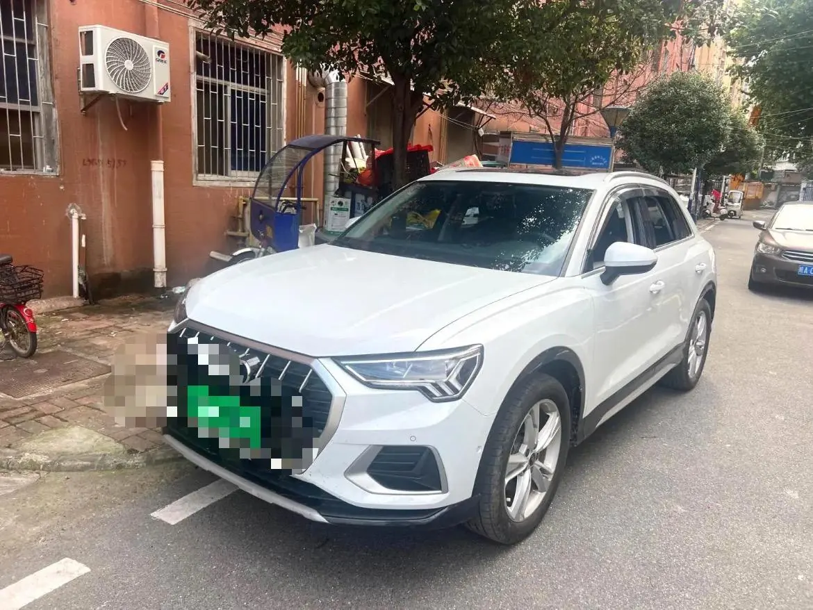 Open image lightbox: Audi 2022 Q3 1.4TFSI 35TFSI Fashion Elegant Automatic Gear