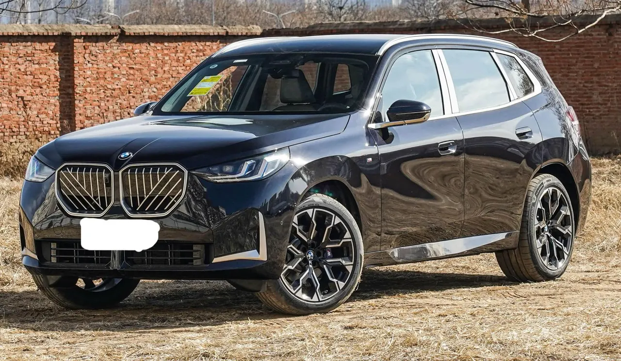 BMW 2025 X3 xDrive30L 2.0T exclusive M sports suit automatic gear - View 1