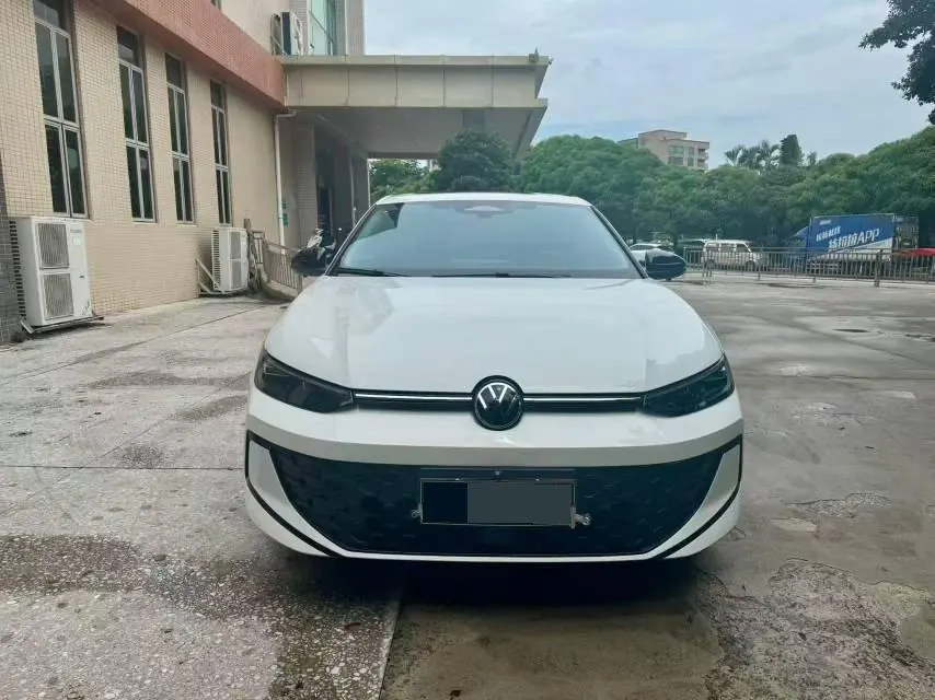 Volkswagen 2026 Lavida Pro 1.5TSI 300TSI 6 Million Edition Automatic Gear 2