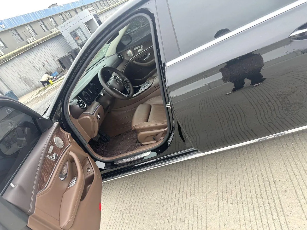 Mercedes Benz E Class 2022 E 300 L 2.0T Luxury (Change 2) Automatic Gear 8