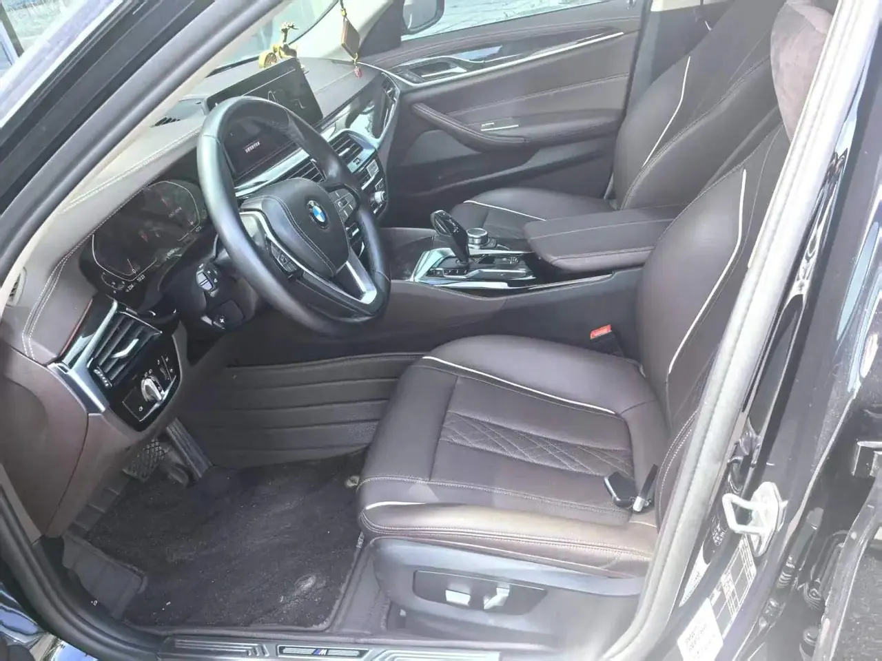 BMW 5 Series 2022 525Li 2.0T Luxury Suit (Modified) Automatic Gear 2