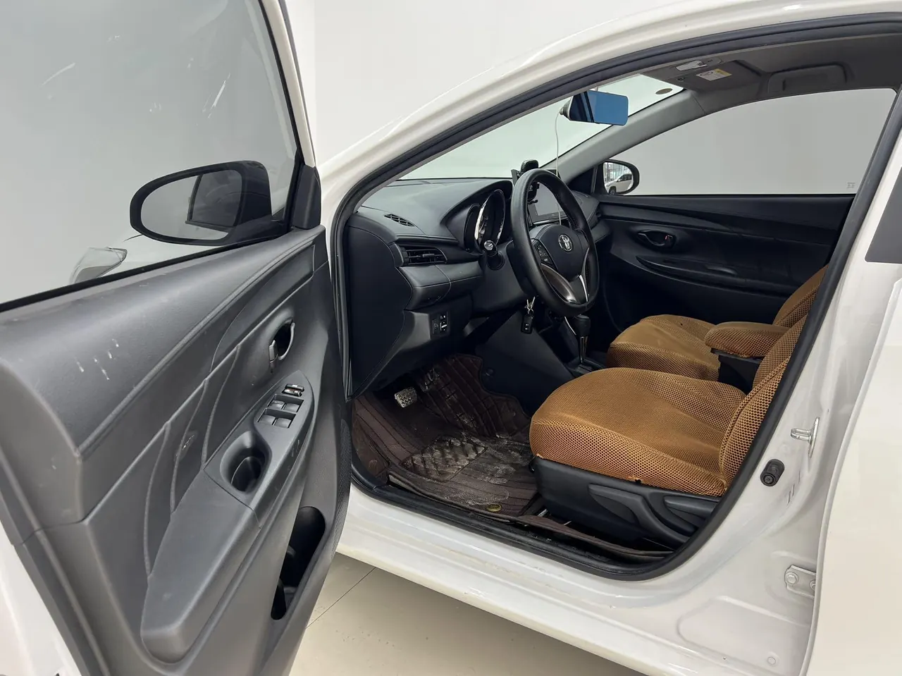 Toyota 2022 Vichy 1.5 Stepless Creation CARE Edition Automatic Gear 10