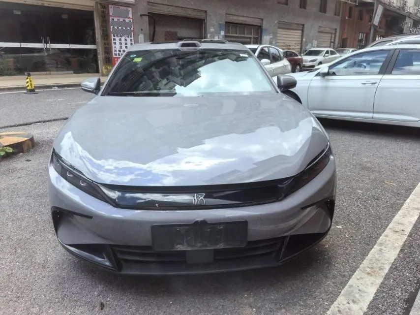 BYD 2025 Han DM-i 1.5T stepless smart driving version 125KM honorable automatic gear 2