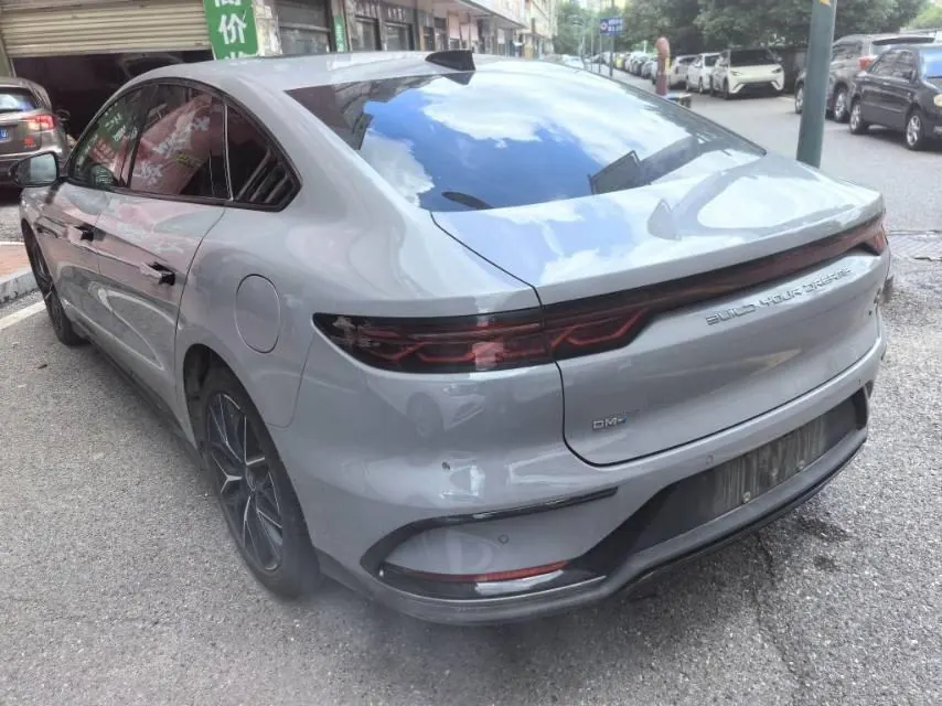 BYD 2025 Han DM-i 1.5T stepless smart driving version 125KM honorable automatic gear 5