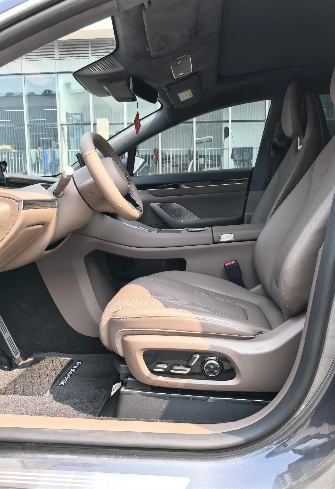 Intellectual 2025 R 7 251km Max Automatic Gear 4
