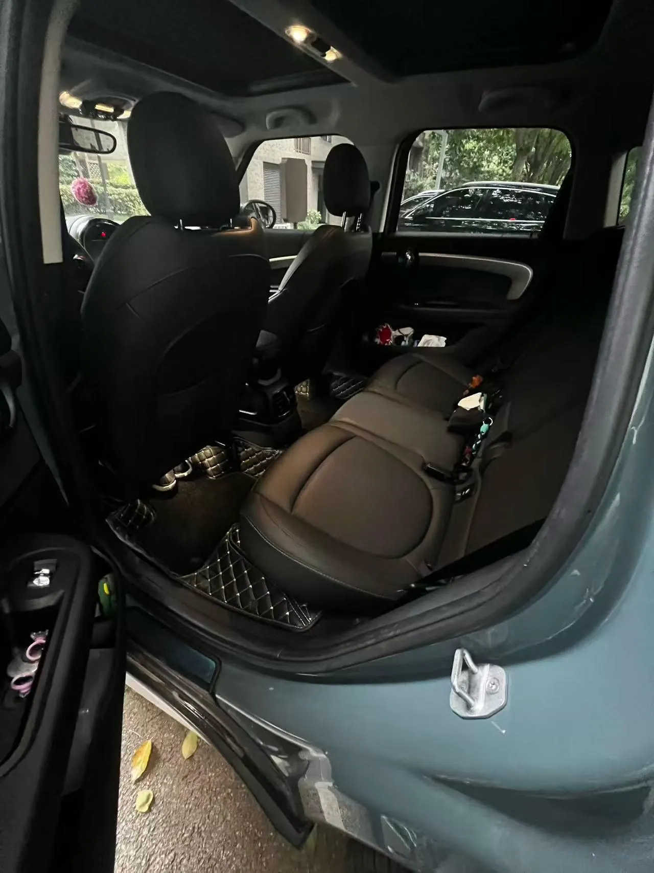 MINI Countryman (Imported) 2021 Cooper Countryman 1.5T Connoisseur Automatic Gear 2