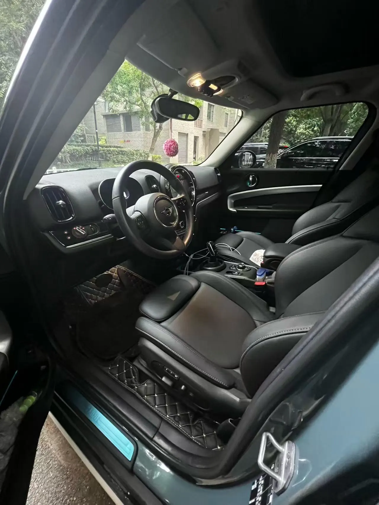 MINI Countryman (Imported) 2021 Cooper Countryman 1.5T Connoisseur Automatic Gear 3