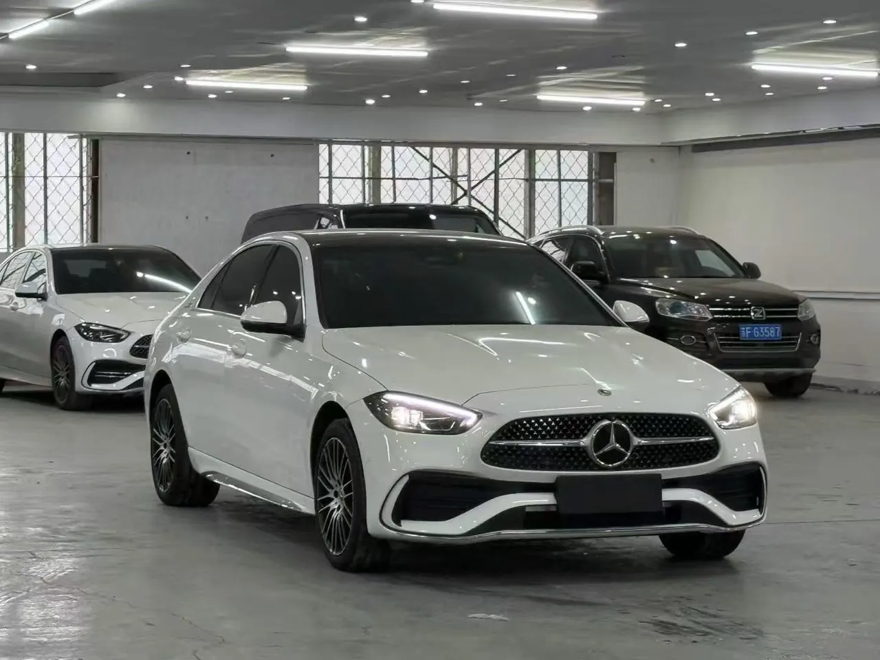 Mercedes Benz Class C 2024 C 260 L 48V 1.5T (Change 3) Automatic 3