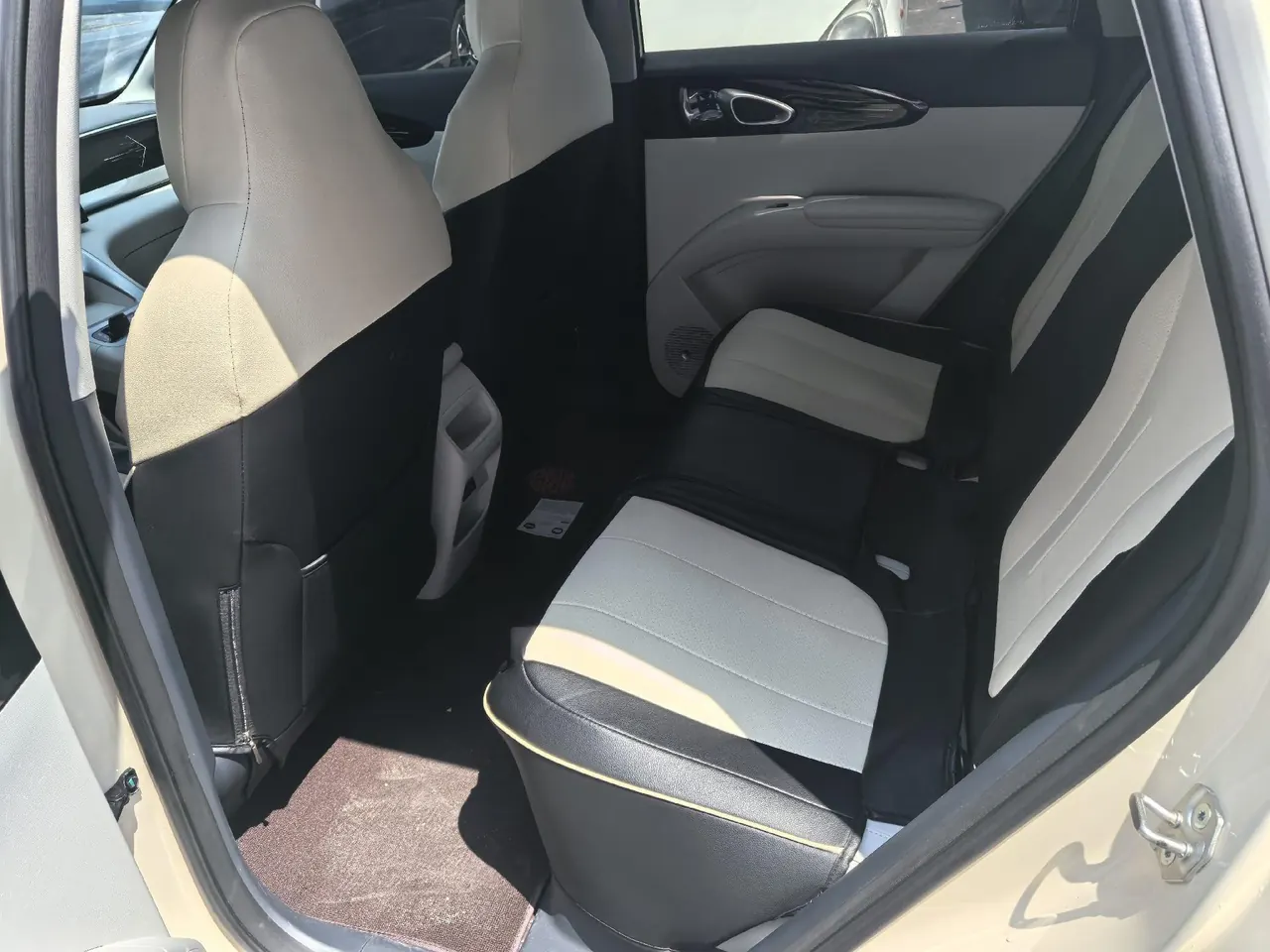 Geely 2024 Star Wish UP 410km Discovery Edition Automatic Gear 3