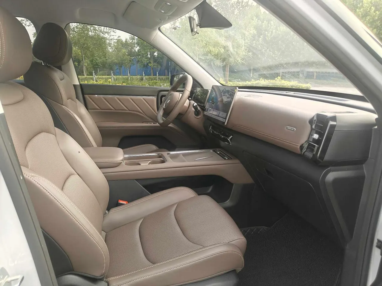 WuLing 2026 Starlight 560 1.5 Stepless 125km Luxury Automatic Transmission 11
