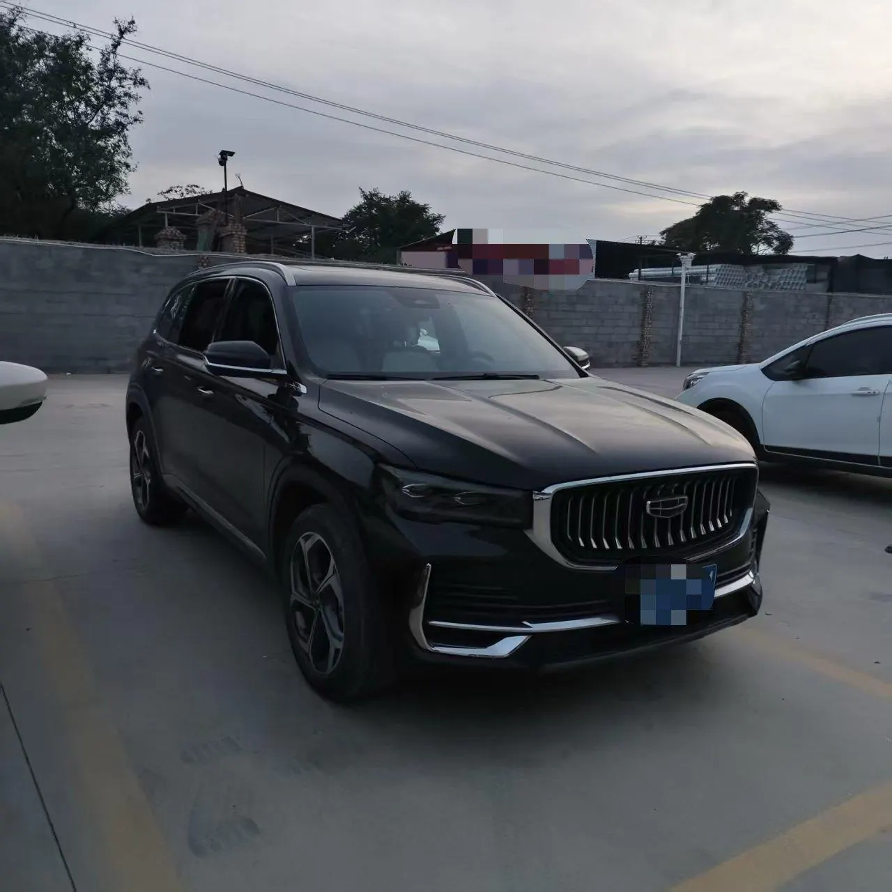Geely 2024 XingyueL (Monjaro) 2.0TD high-power two-wheel drive cloud version automatic gear 3