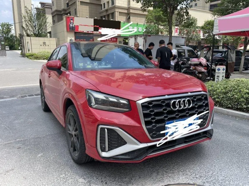 Audi 2022 Q2L 1.4TFSI 35TFSI Aggressive Dynamic Automatic 3