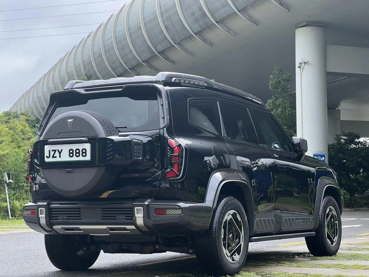 ChangAn Deepal 2025 G318 Worry-free Crossing Edition Four-wheel Drive Far Mountain Edition Automatic Gear 9