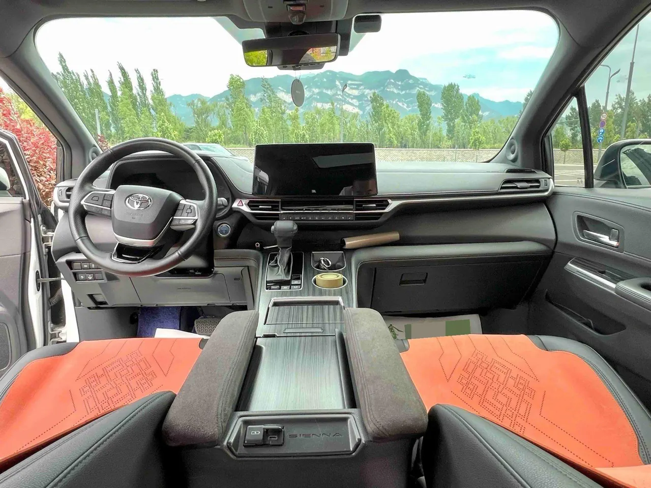 Toyota 2021 Sana 2.5 Stepless Platinum Edition Automatic Transmission 10