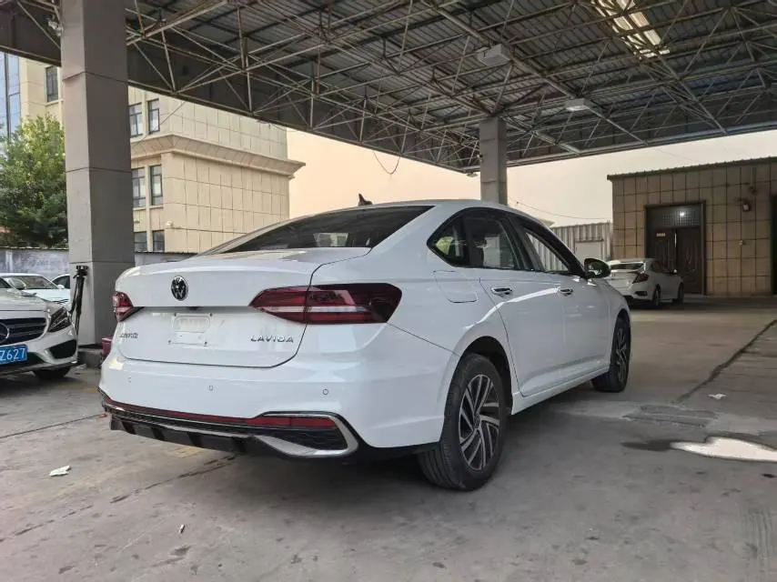 Volkswagen 2026 LaVida 1.5 Star 5 Million Edition Automatic Gear 4