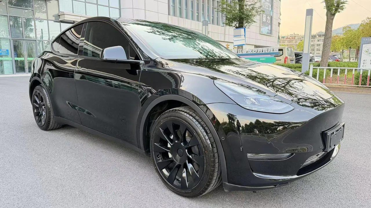 Tesla 2021 Model Y Standard Endurance Rear Drive Automatic Gear 3
