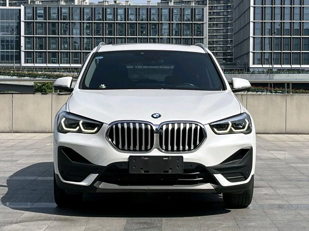 BMW 2022 X1 sDrive25Li 2.0T Leading Automatic Gear 5