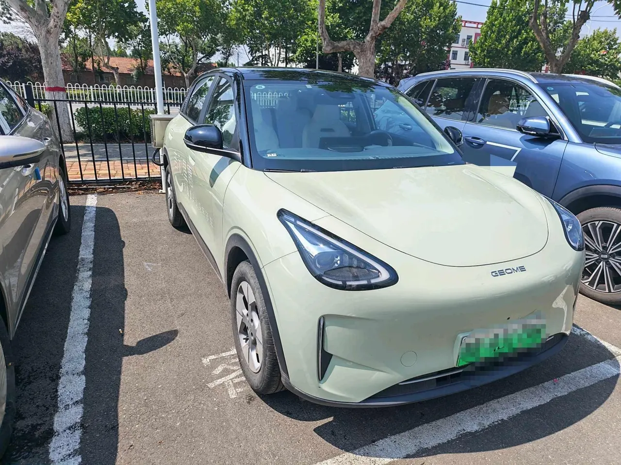 Geely 2025 Star Wish UP 410km Discovery Edition Automatic Gear 3
