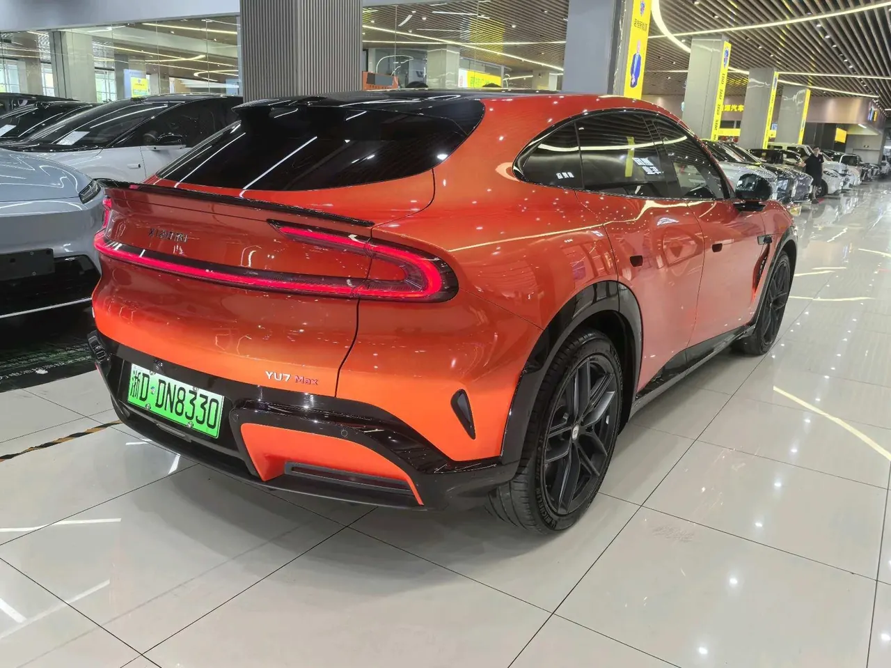 MI 2025 YU7 Long Endurance High Performance Four-wheel Drive Max Edition Automatic Gear 2