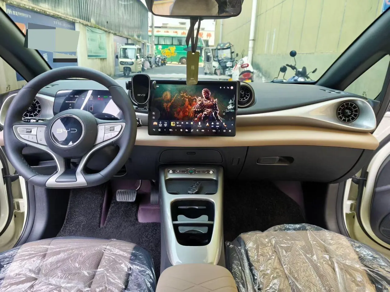 BYD 2025 Dolphin Smart Driving 420km Free Automatic 5