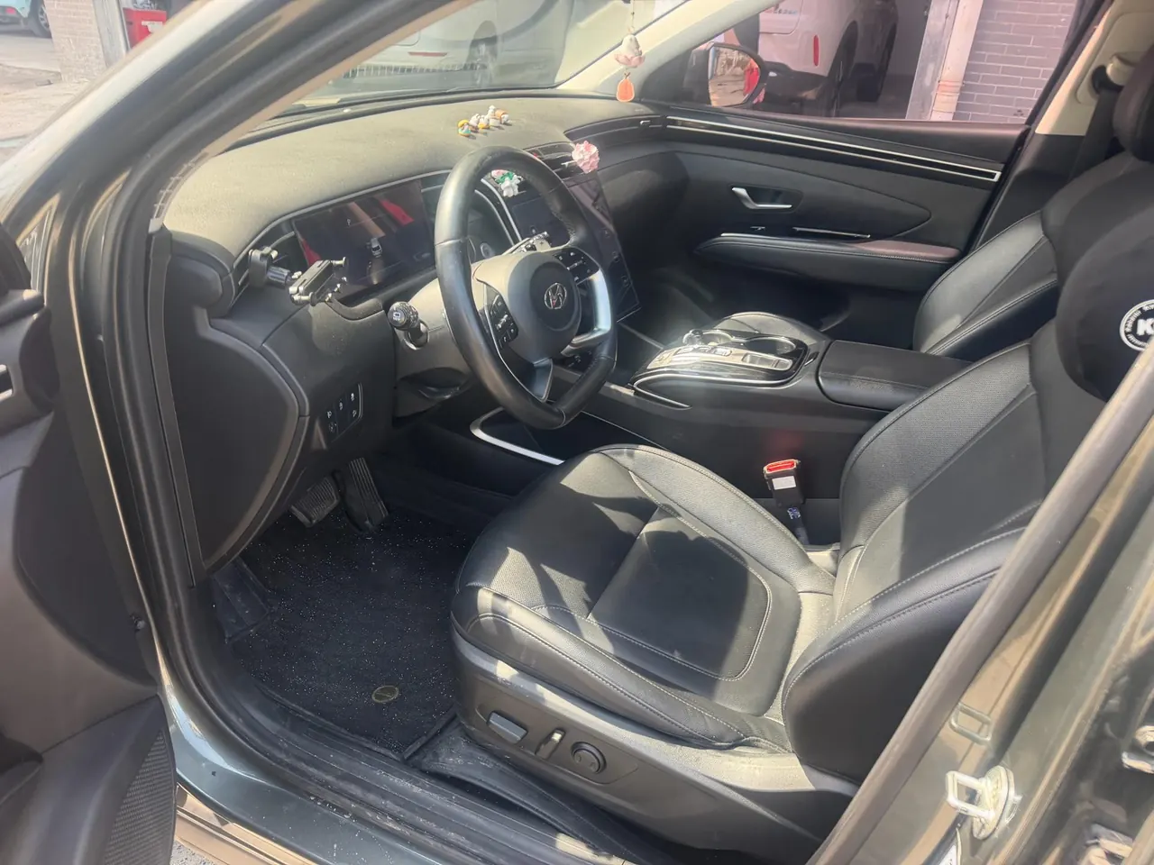 Hyundai 2021 Tousheng L 1.5T LUX Premium Edition Automatic Gear 4