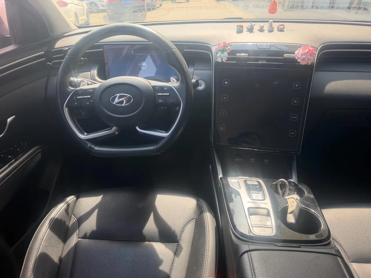Hyundai 2021 Tousheng L 1.5T LUX Premium Edition Automatic Gear 6