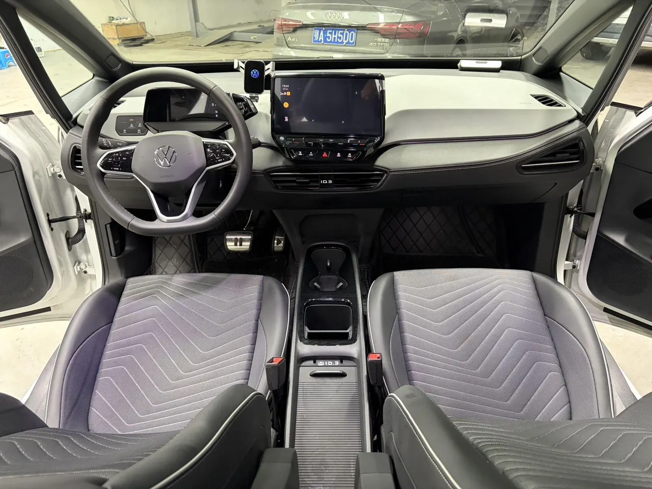 Volkswagen 2024 ID. 3 superior version of automatic transmission 7