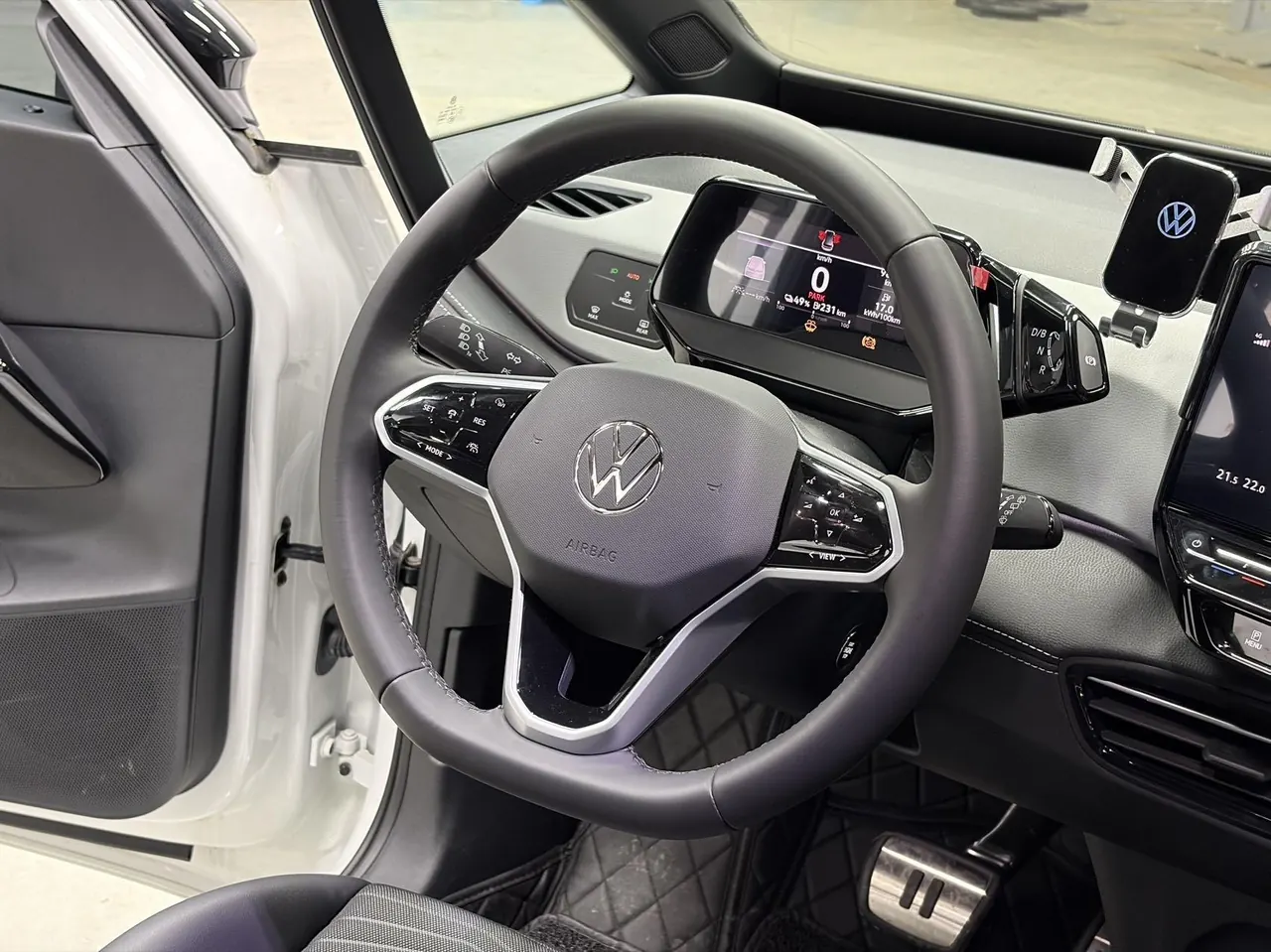 Volkswagen 2024 ID. 3 superior version of automatic transmission 8