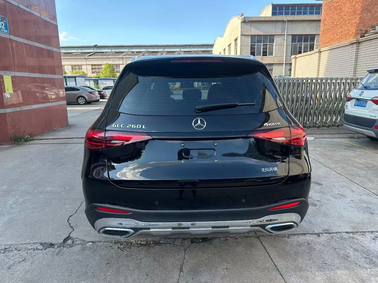 Mercedes Benz 2025 GLC 260 L 4MATIC 48V 2.0T Dynamic 5-seat Automatic Gear 5
