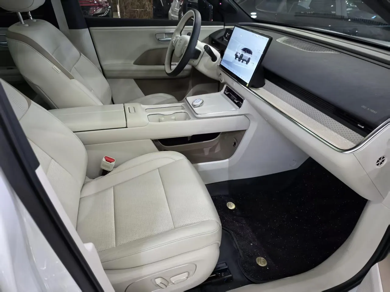 Toyota 2025 BZ3X 520 Pro Automatic 10