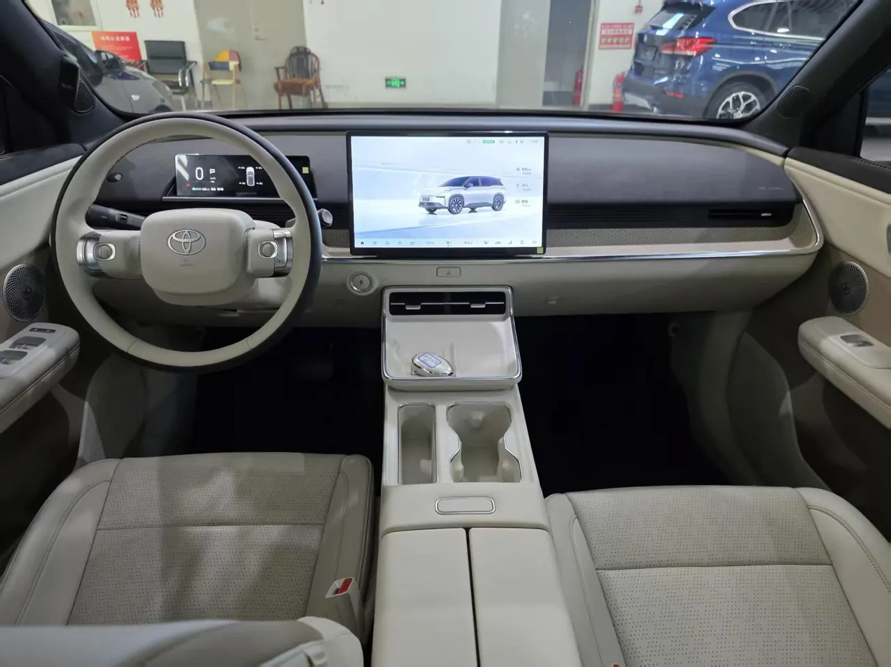 Toyota 2025 BZ3X 520 Pro Automatic 6