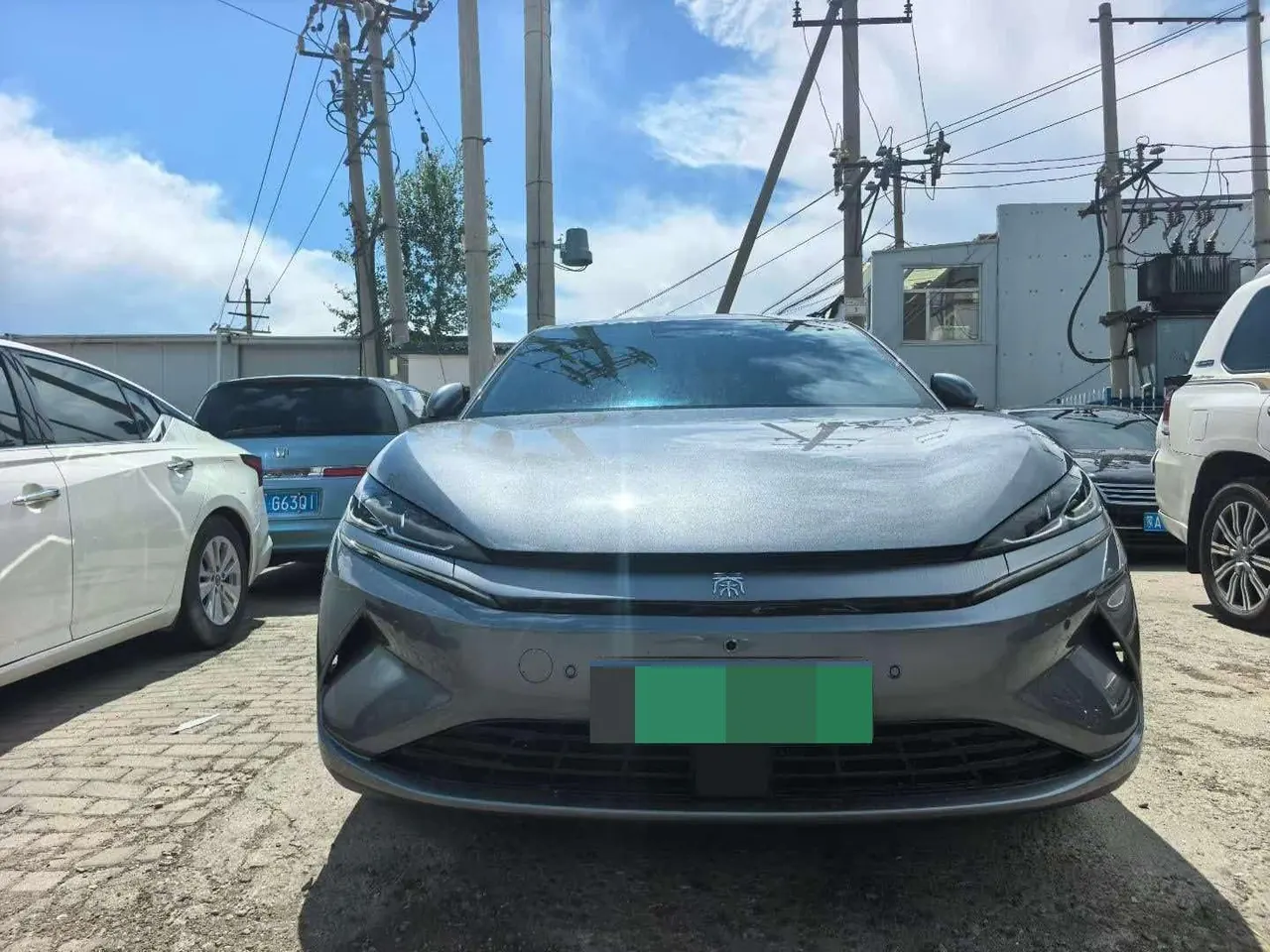 BYD 2025 Qin L EV 470KM Leading Automatic Gear 2