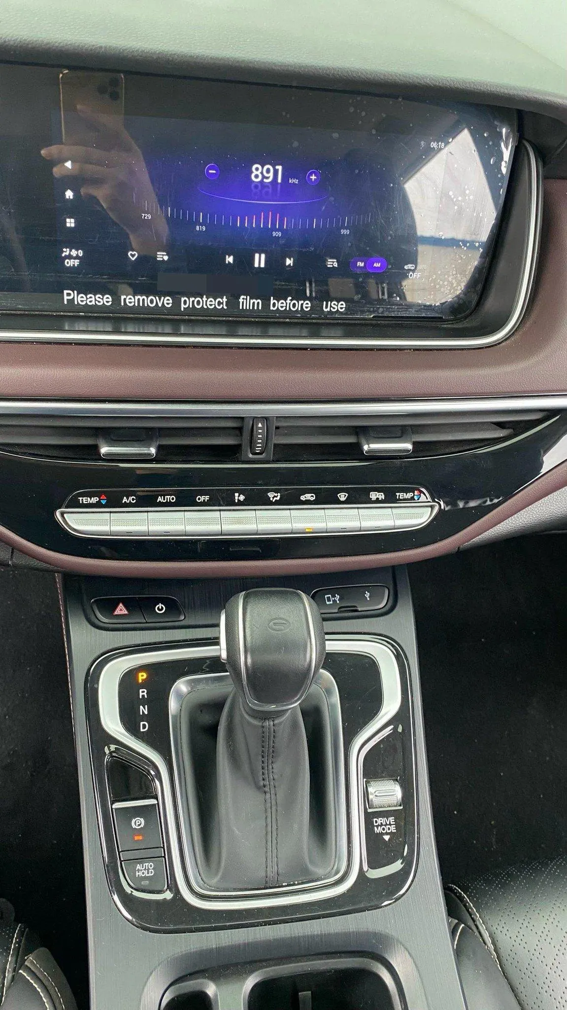 Chuanqi 2021 M6 1.5T 270T Deluxe Edition 7-seat Automatic Gear 6