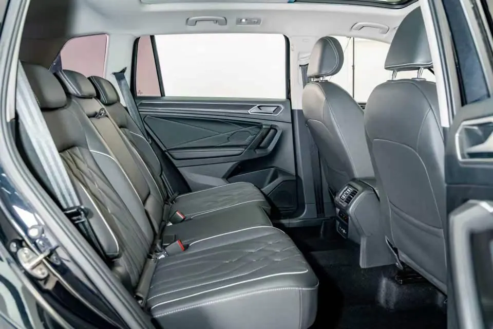 Volkswagen 2022 Tiguan L 2.0TSI 330TSI Two-Drive Smart Edition Automatic Gear 3