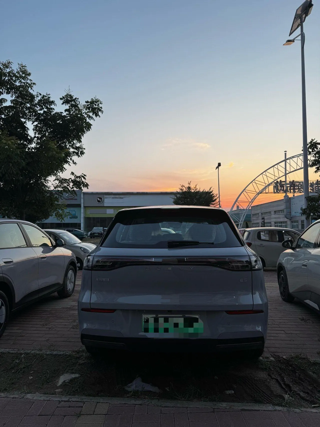Geely Galaxy 2026 E 5 610km sailing version automatic gear 4