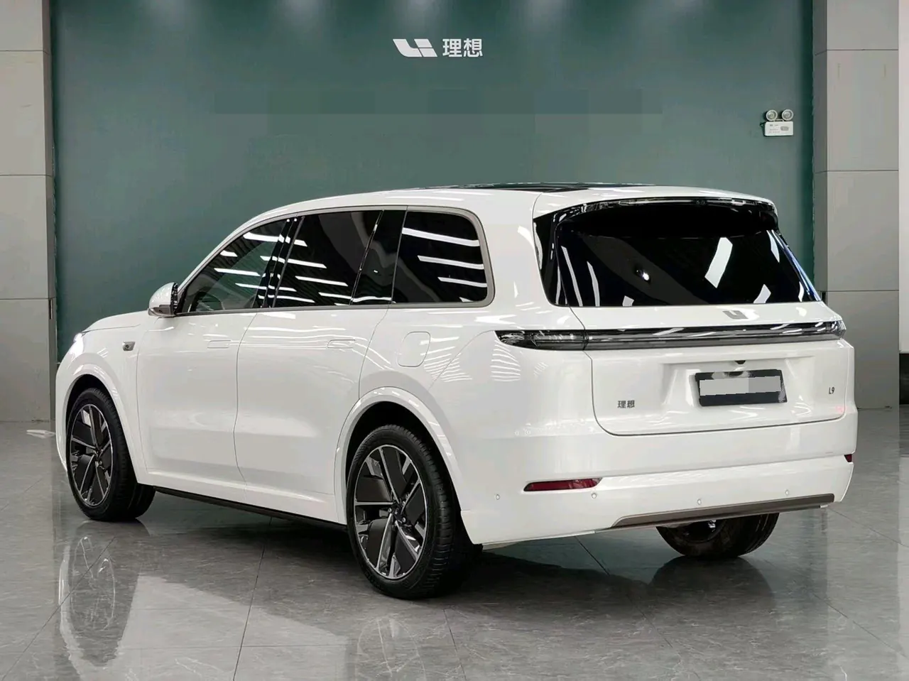 Li 2025 L9 Ultra Smart Refresh Edition Automatic Transmission 6