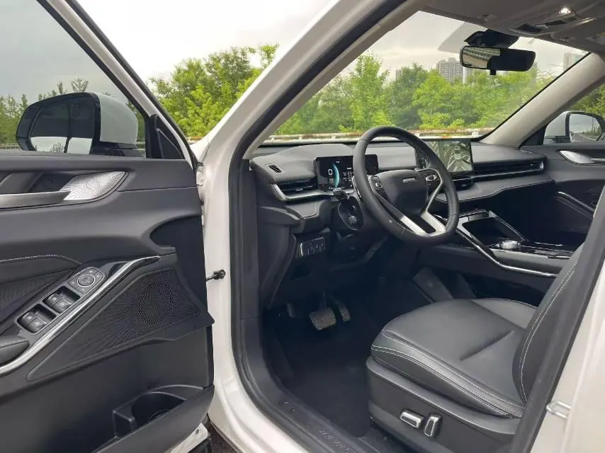 Haval 2021 H6 1.5GDIT Pro automatic gear 4