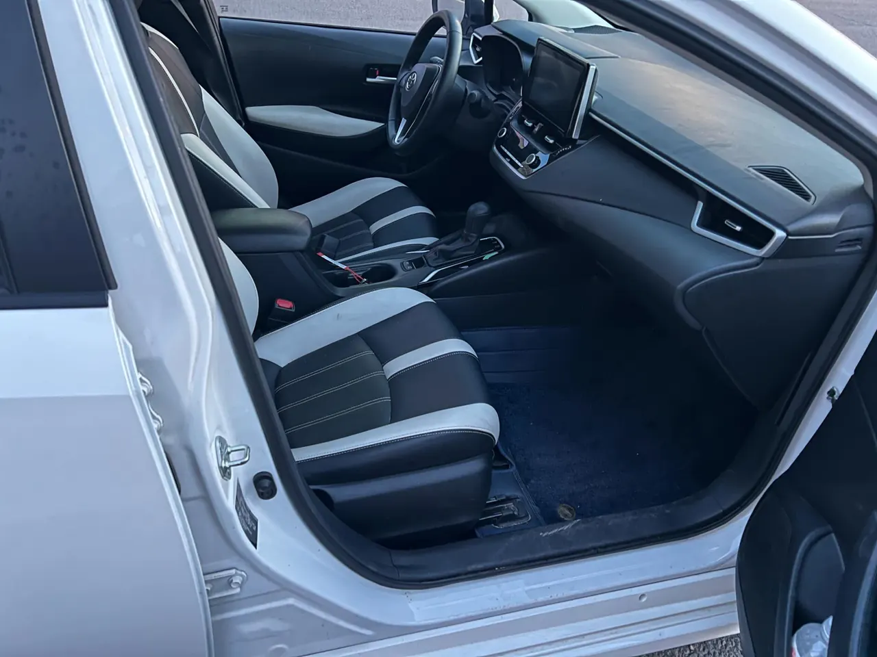 Toyota 2021 corolla 1.2T stepless elite PLUS version of automatic gear 7