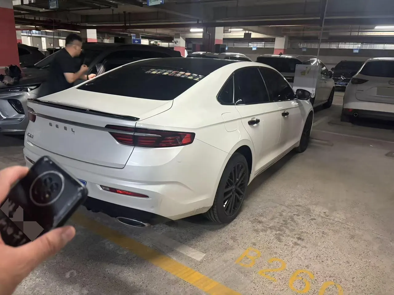 Geely 2023 Xingrui 2.0TD Honorable Automatic Transmission 5