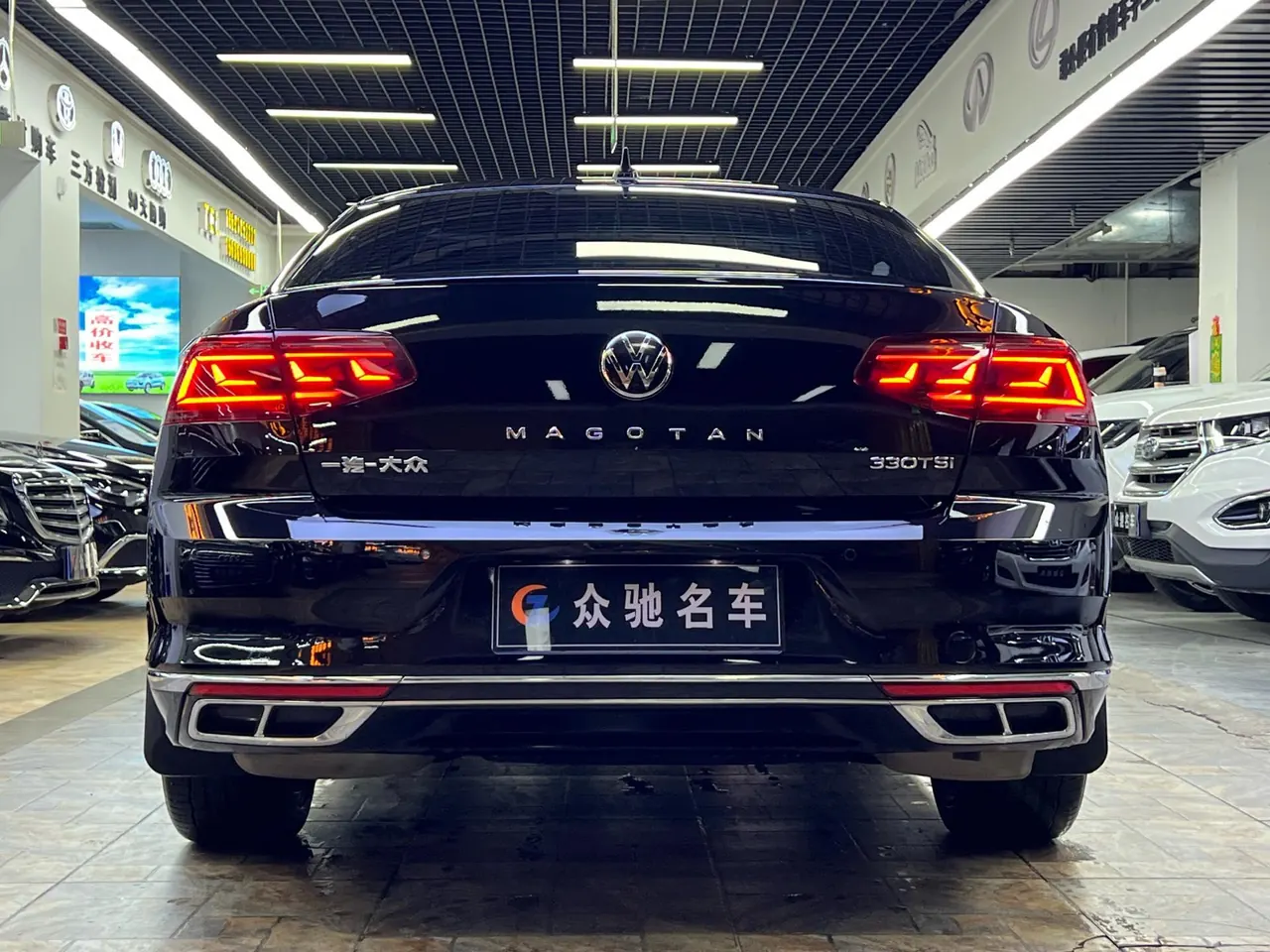 Volkswagen 2023 Magotan 2.0TSI 330TSI 2 million Commemorative Luxury Automatic Gear 9