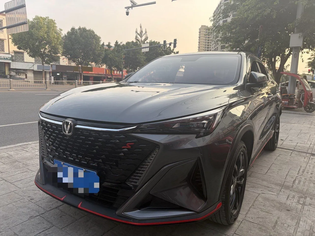 Открыть галерею: ChangAn 2024 X5 PLUS 1.5T Pioneer Automatic Gear