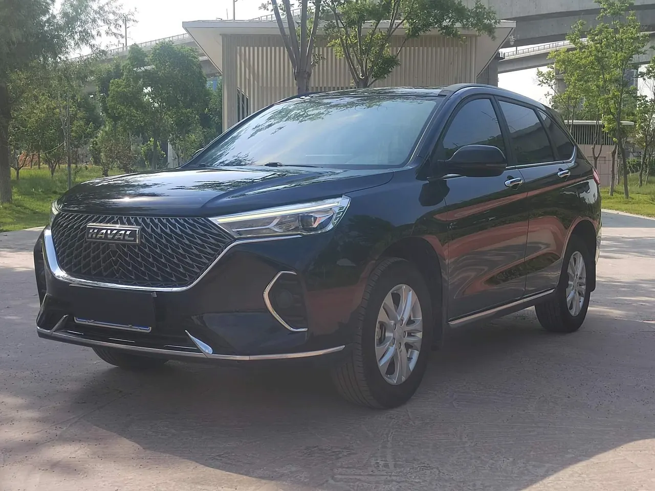 Open image lightbox: Haval 2022 M6 PLUS 1.5T Comfortable Automatic Gear