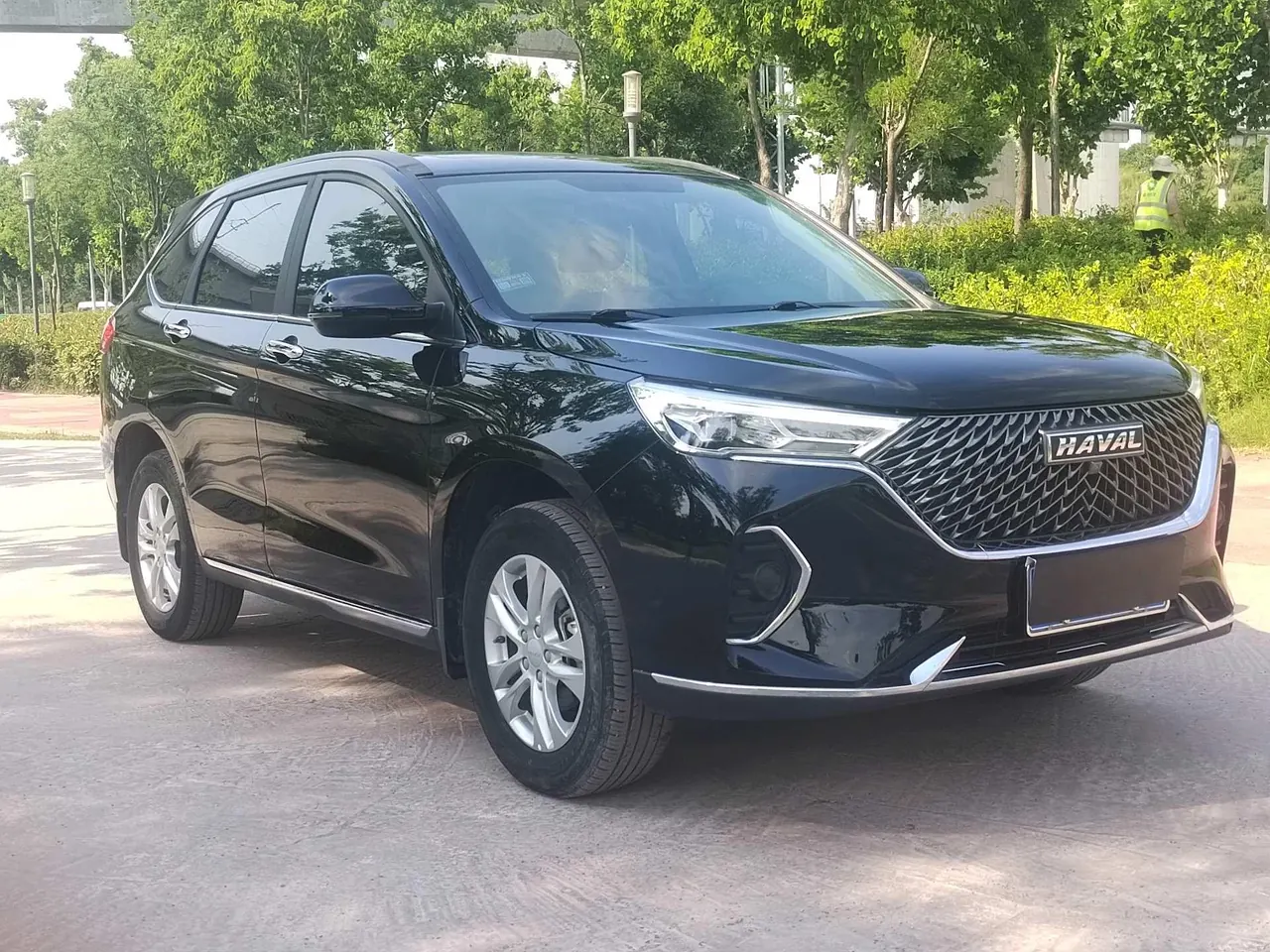 Haval 2022 M6 PLUS 1.5T Comfortable Automatic Gear 3