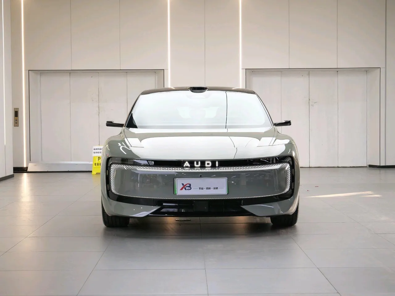 AUDI 2026 E5 Sportback Pioneer Plus Automatic 6