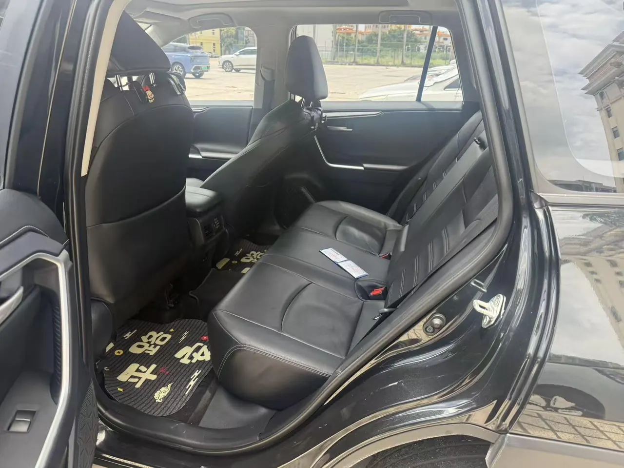 Toyota 2023 Willanda 2.0 Stepless Two-Drive Luxury PLUS Edition Automatic Gear 3
