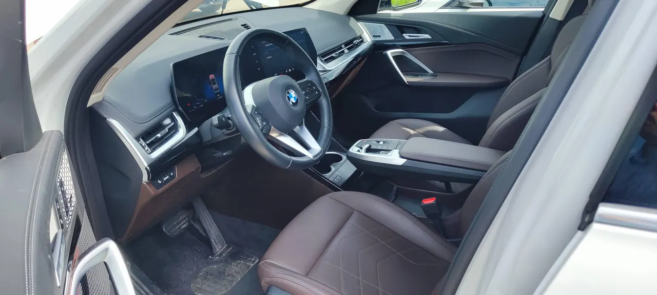 BMW 2023 X1 sDrive25Li 2.0T X design set automatic gear 6