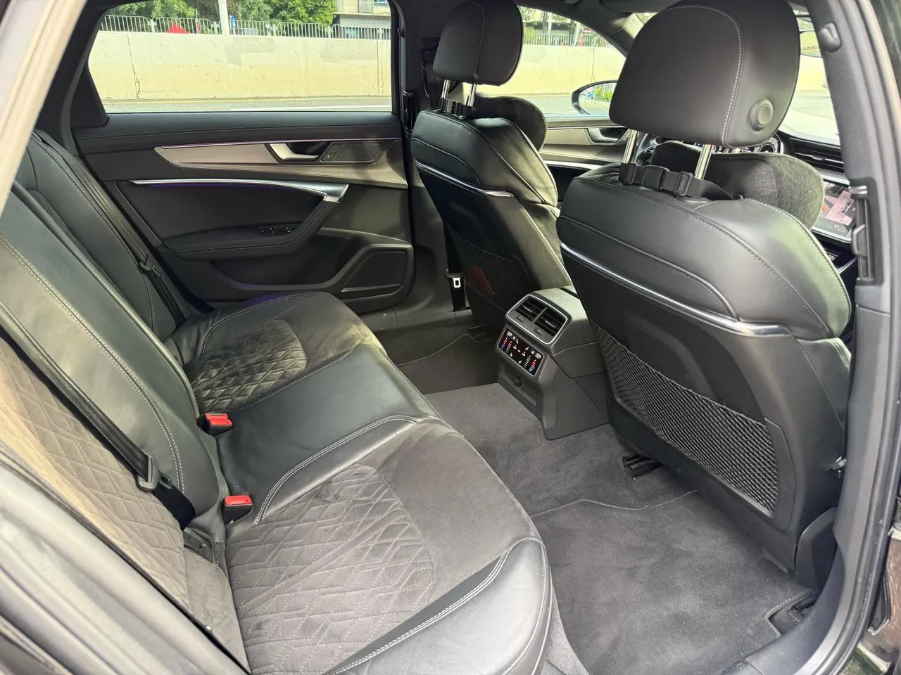 Audi 2021 A6L 48V 3.0TFSI 55TFSI Quattro enjoy dynamic automatic transmission 17